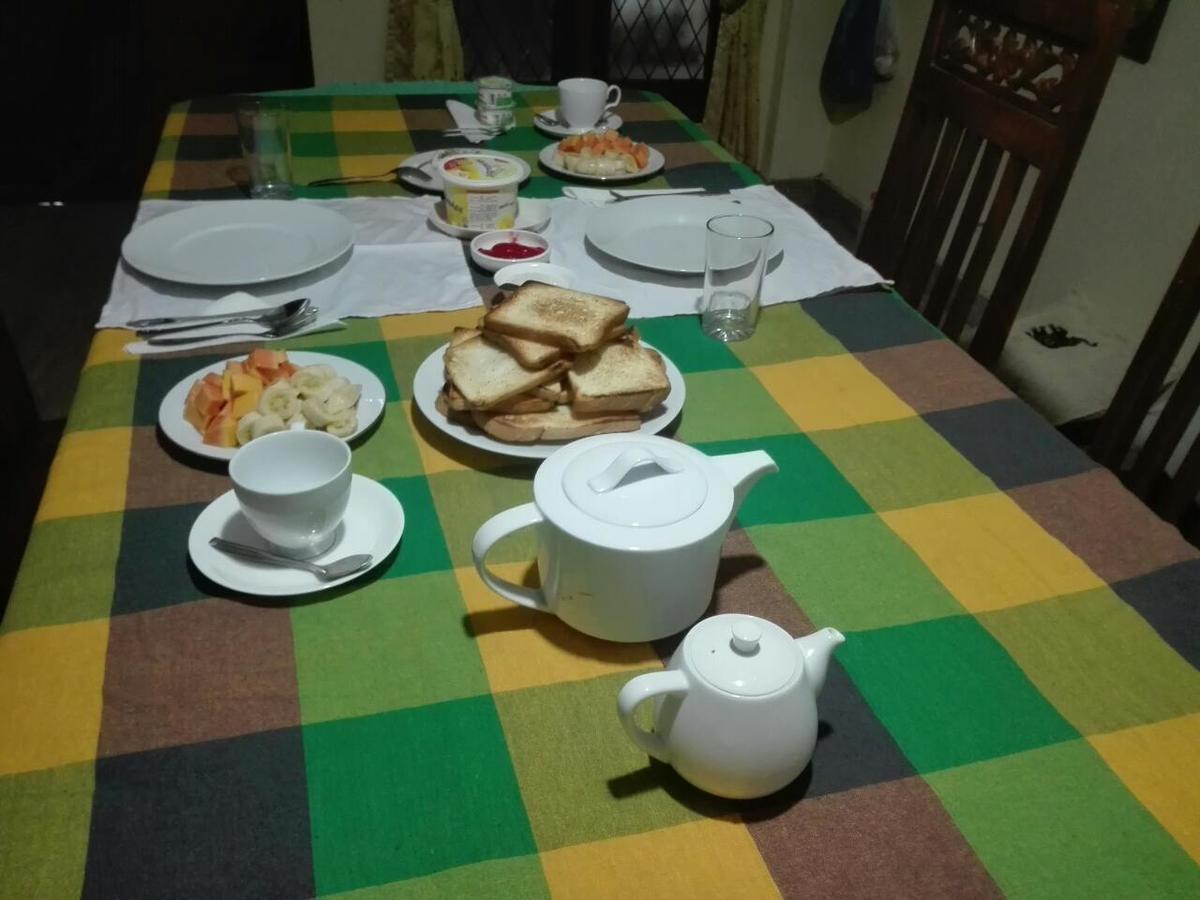 Kandy Dilruk Homestay Extérieur photo